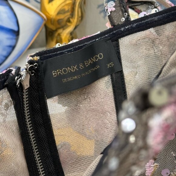 🆕 BRONX & BANCO 🧿 NWOT Midnight Embroidered Floral & Pearl Gown, Sz XS US 2 - Picture 14 of 15